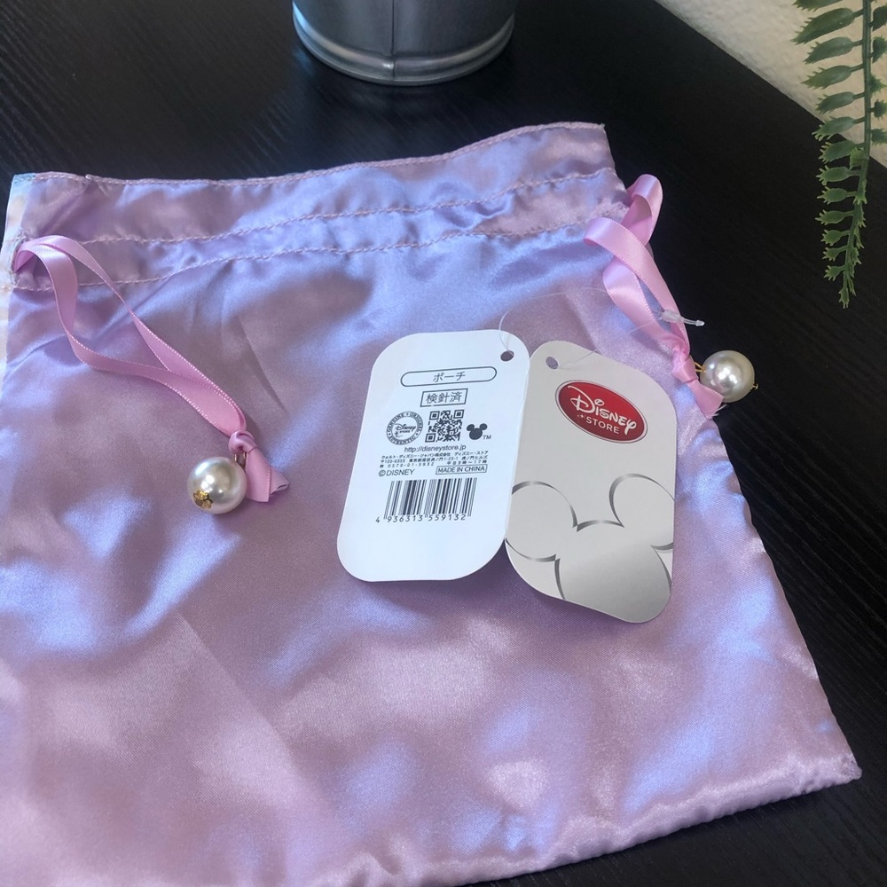Ariel Drawstring Bag - Picture 3 of 6